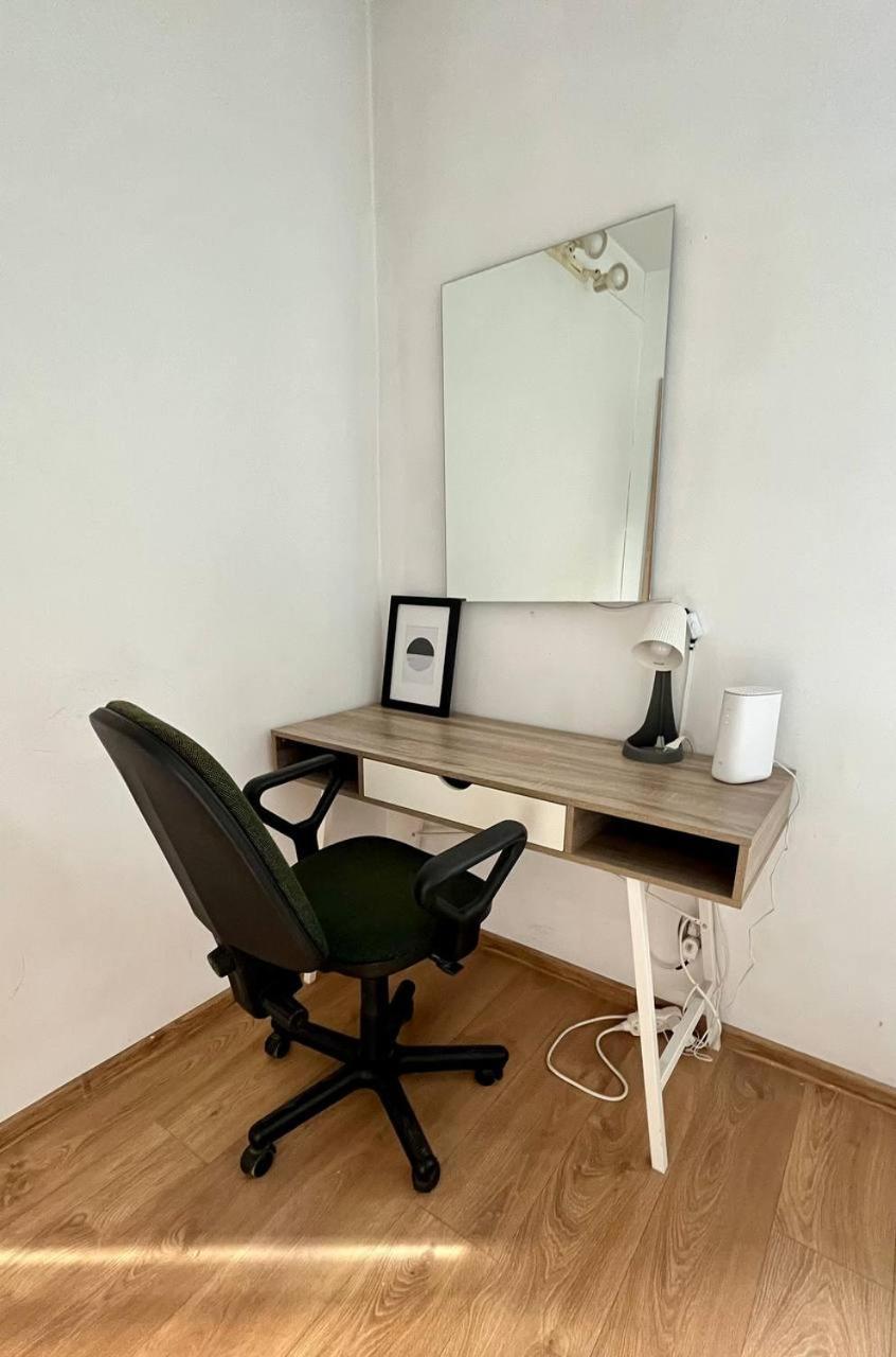 Comfy, Nice And Small Room In Krakow Dış mekan fotoğraf